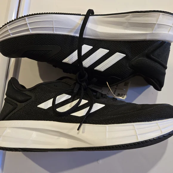 Adidas Duramo Wide Black and White Running Shoes (Mens Size 8, Womens 9.5/10) - Picture 4 of 5